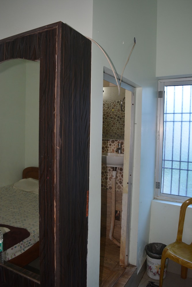 Hotel Mid Town Daringbadi