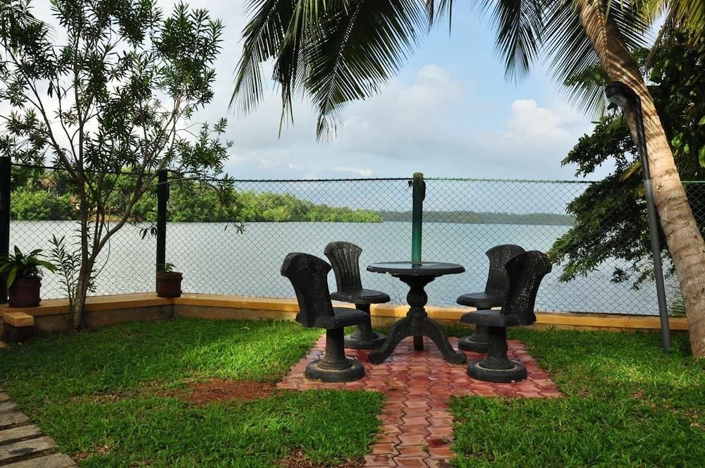 La veranda Di Serena Lake