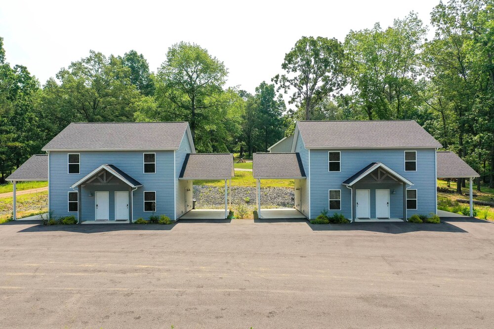 Benton Townhome Rental Near Kentucky Lake! view 5