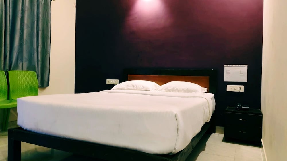 HOTEL KABAB JUNCTION