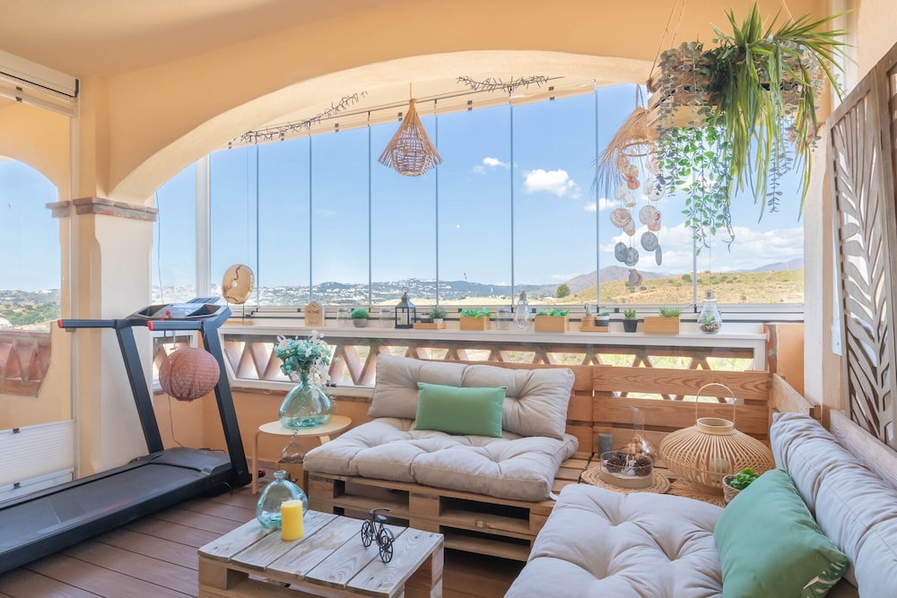 Mijas Golf Boutique Apartment - Golf & Leisure