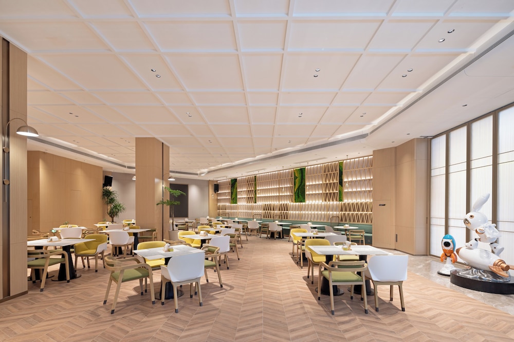 Rezen Longuu Hotel - Guangzhou Baiyun Airport Cultural Tourism City