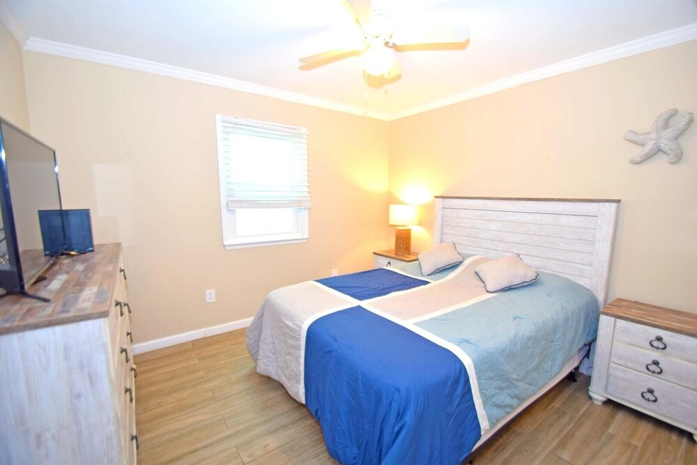Dune Mist Iii 1s 3 Bedroom Condo by RedAwning view 2