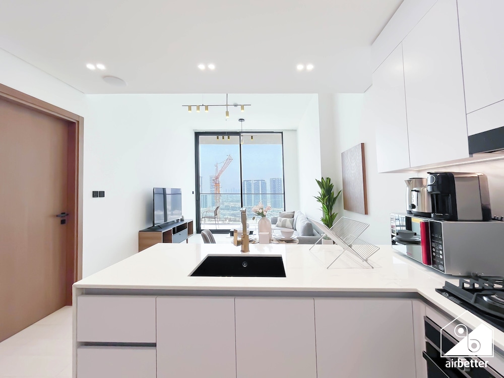Luxury & Comfort 1B at Binghatti Amber & Balcony