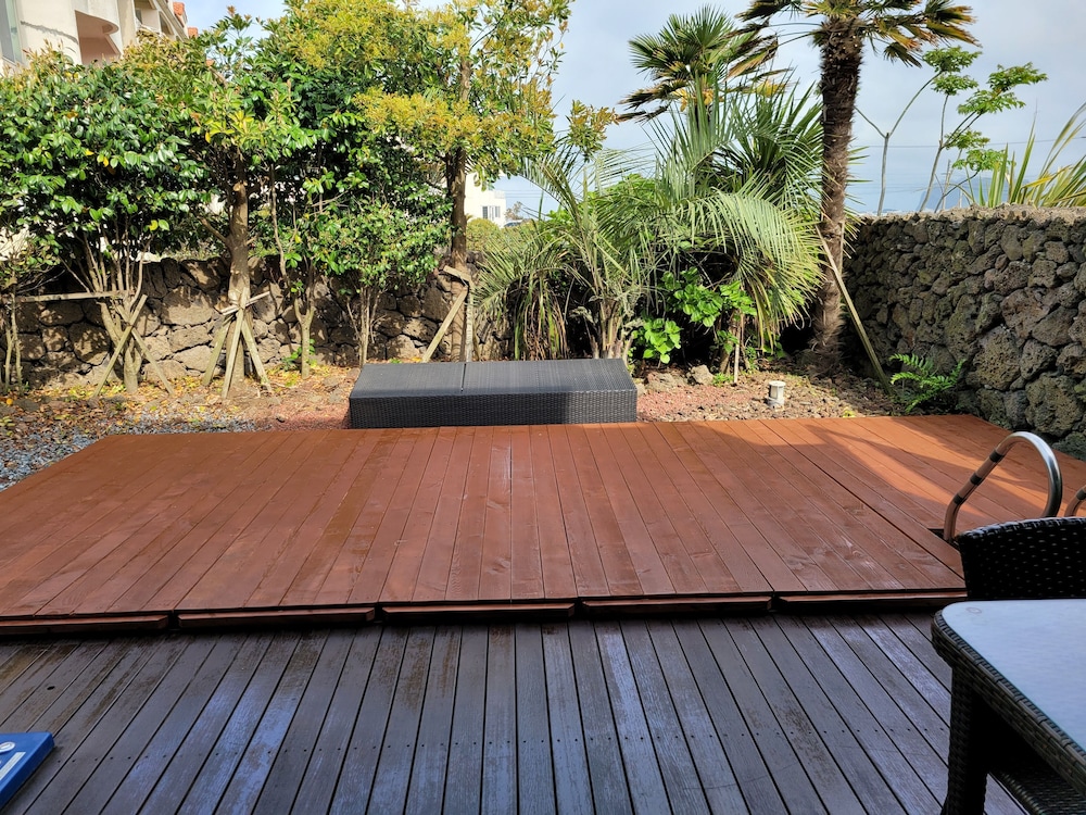 Leeum Island Spa & Pool Villa