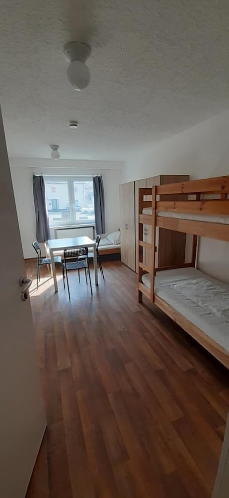 2-Rent Group Hostel Apartments EVE74
