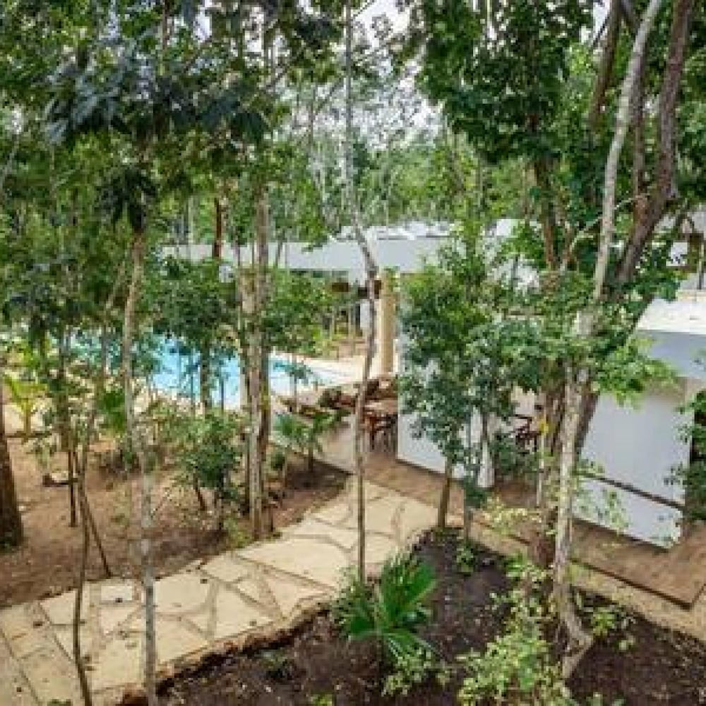 Villa Xpujil Pool AC Internet Beach Club