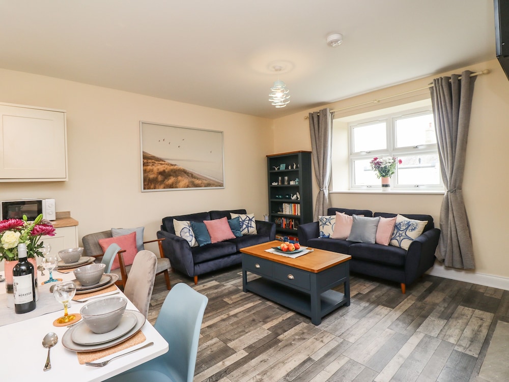 Lonnon Cottage