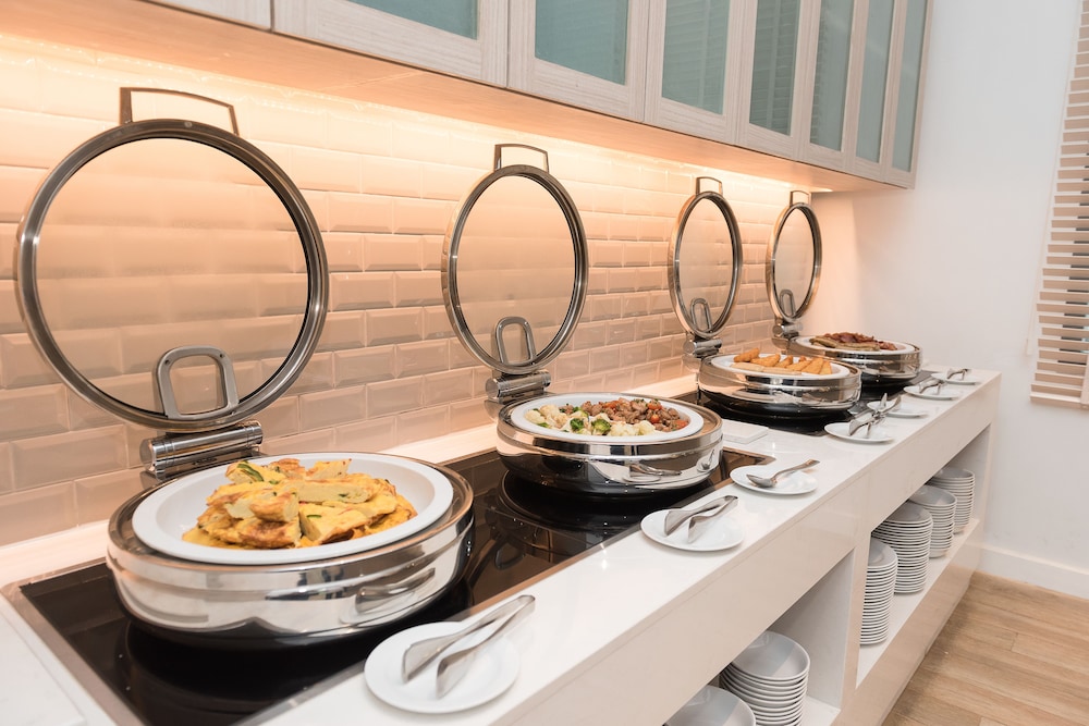 Hyatt Place Bangkok Sukhumvit 24 40