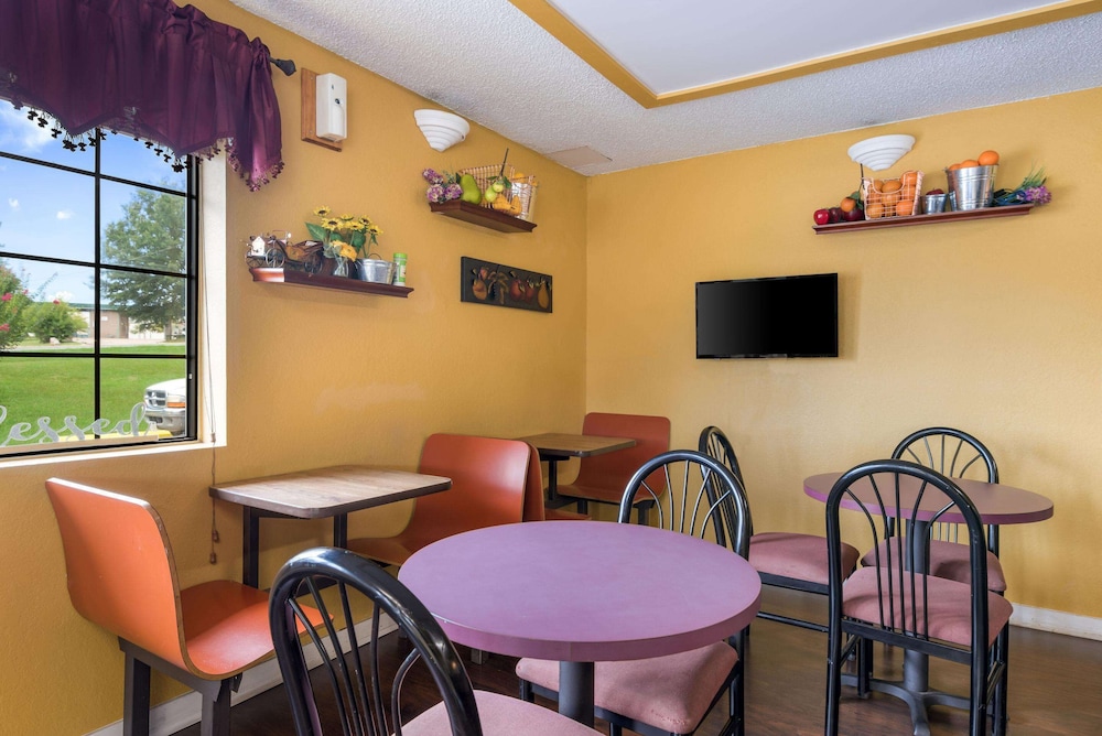 Rodeway Inn Benton