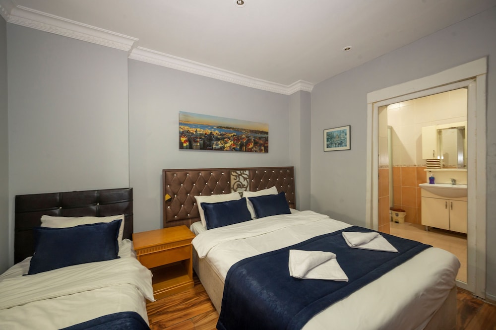 Taksim Suite II