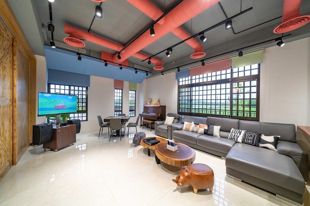 lounge