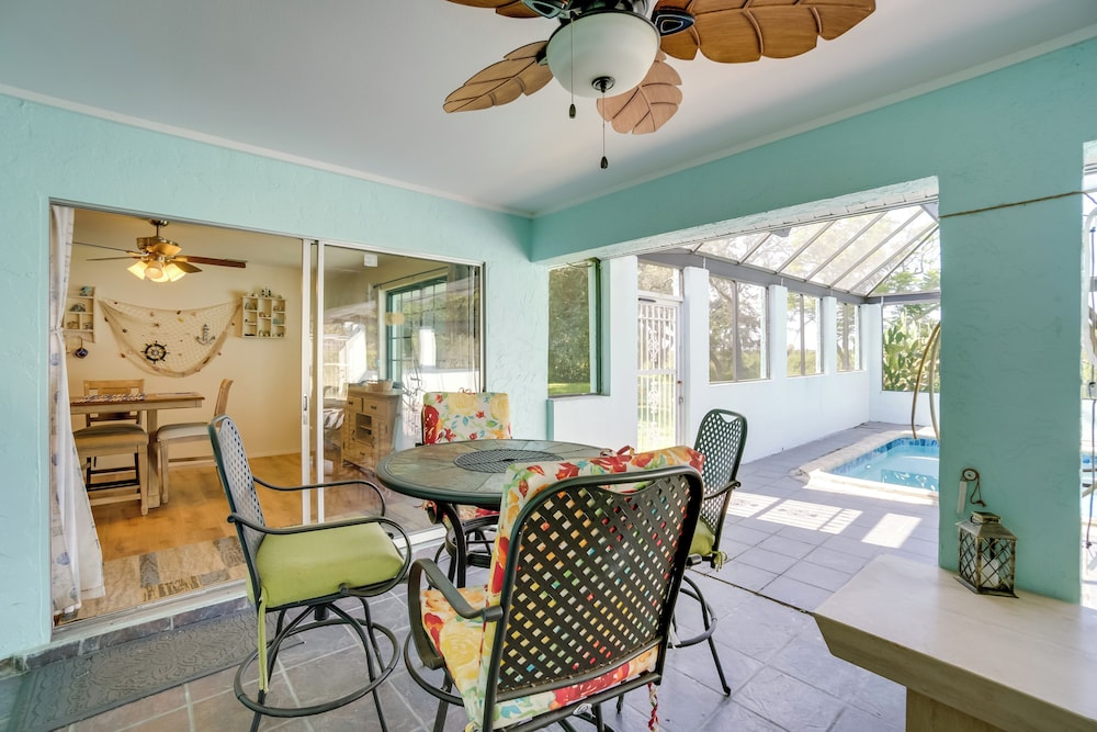 Heated Pool + Lanai: Peaceful Punta Gorda Stay