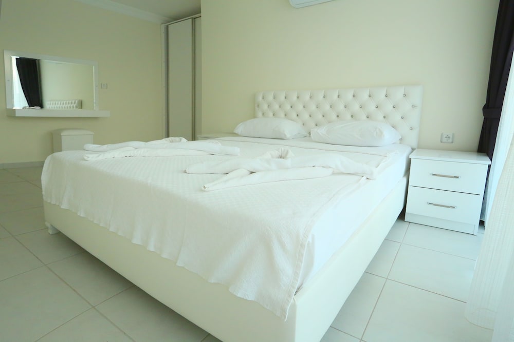 Orka Royal Hills Apartments