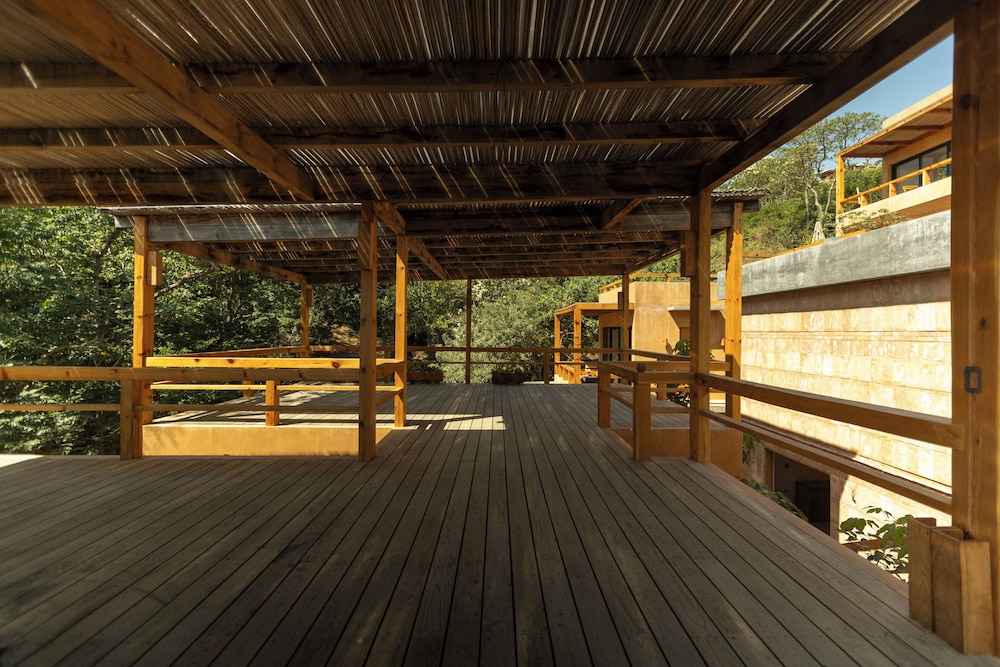 Casa Yute by Ahau Collection