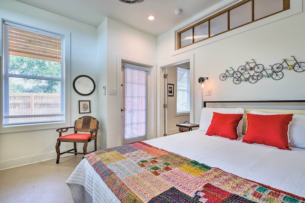 Walk to Beach From Chic Old Town Apartment w/ Yard view 4