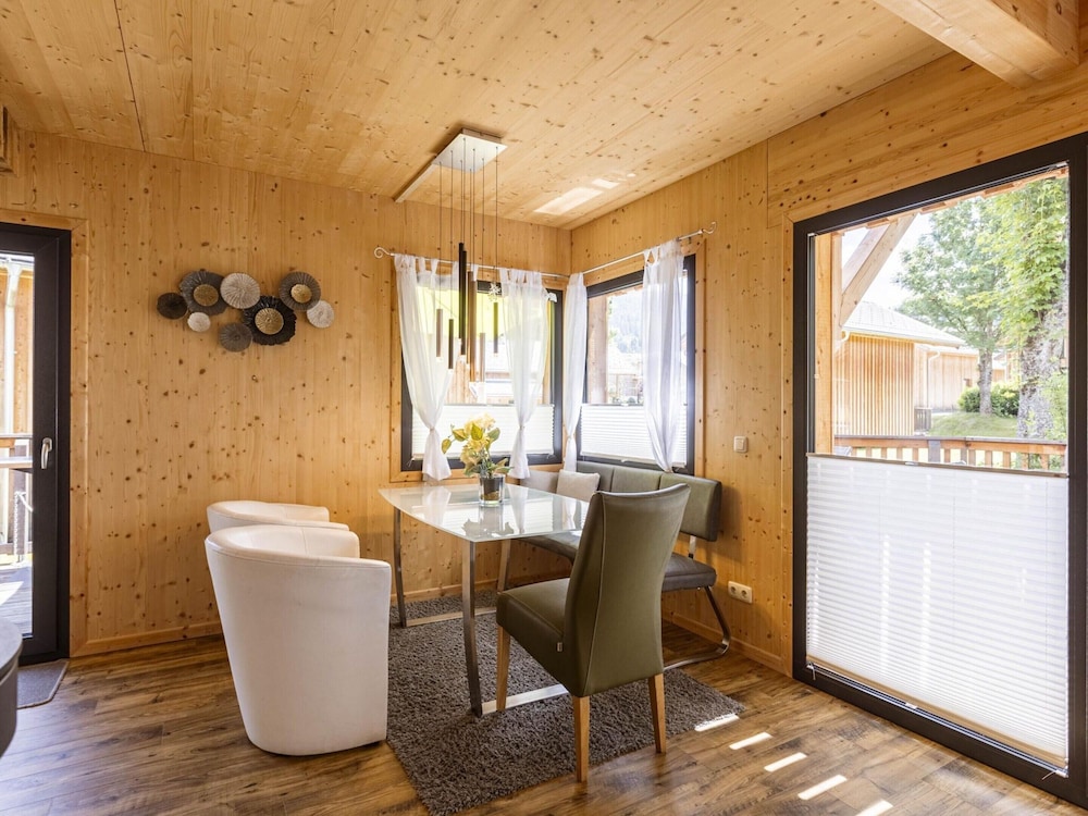 Modern Wooden Chalet in Sankt Georgen ob Murau with Hot Tub