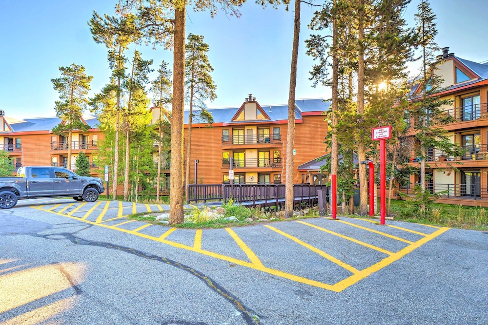 Summit County Vacations - Cozy Silverthorne Condo w/ Balcony  Mtn Views! - Property Image 4