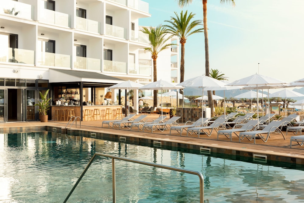 Hotel Sunprime Pollensa Bay - Image 1