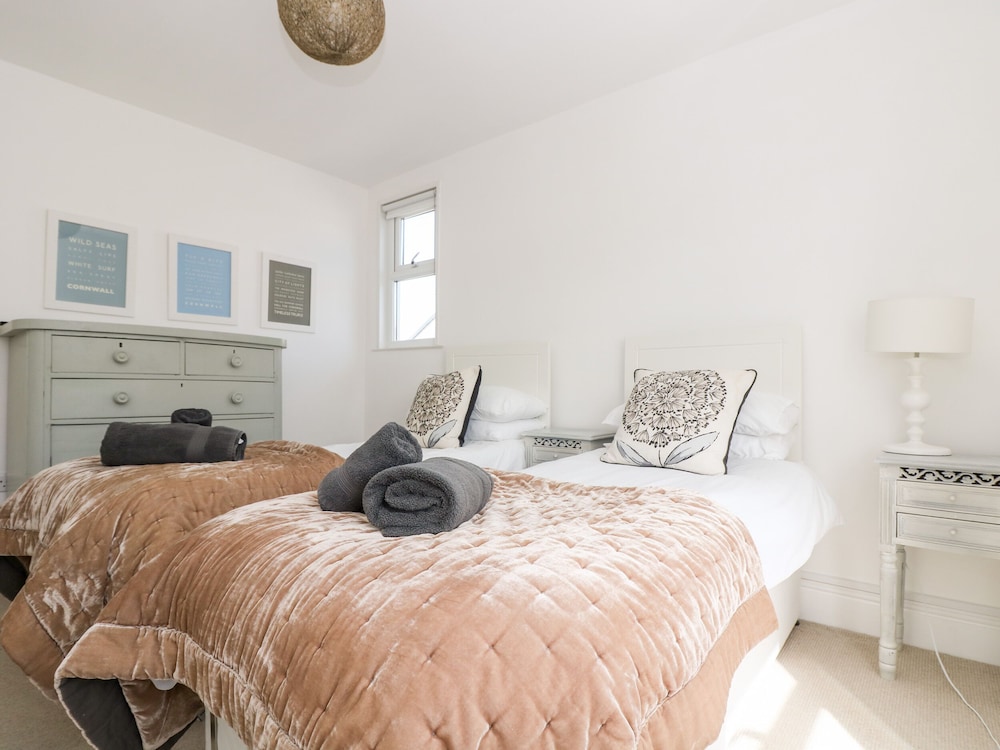 Porthmeor Beach House view 3