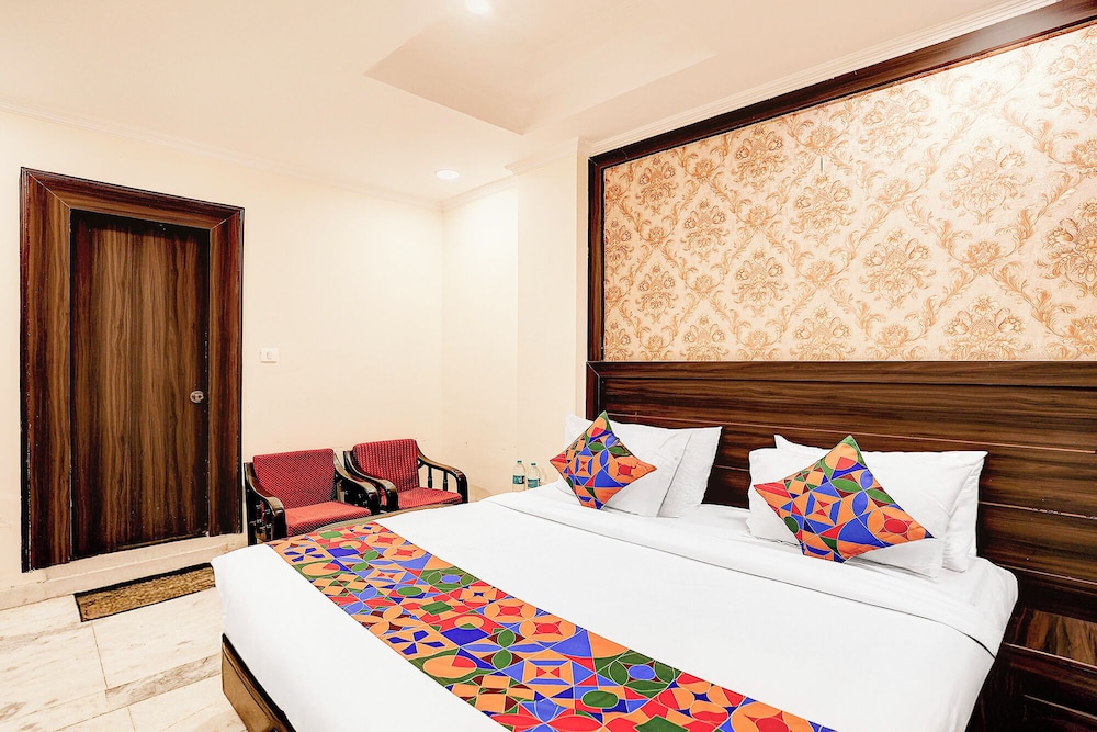 Fabhotel Comfort Stay I