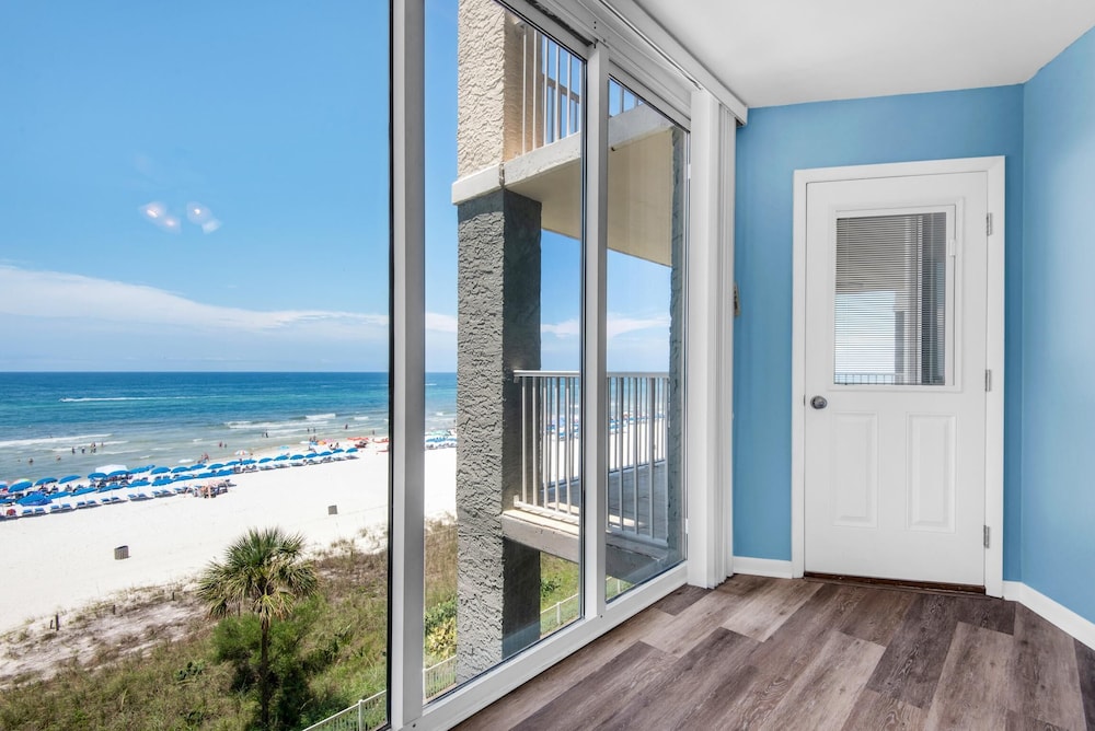 Long Beach Resort 3-404