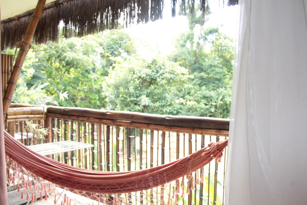 Bali Suites Itamambuca