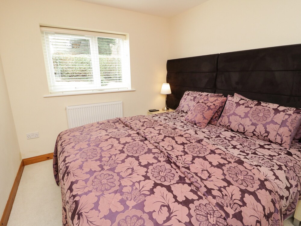 Bryn Derw Holiday Cottage