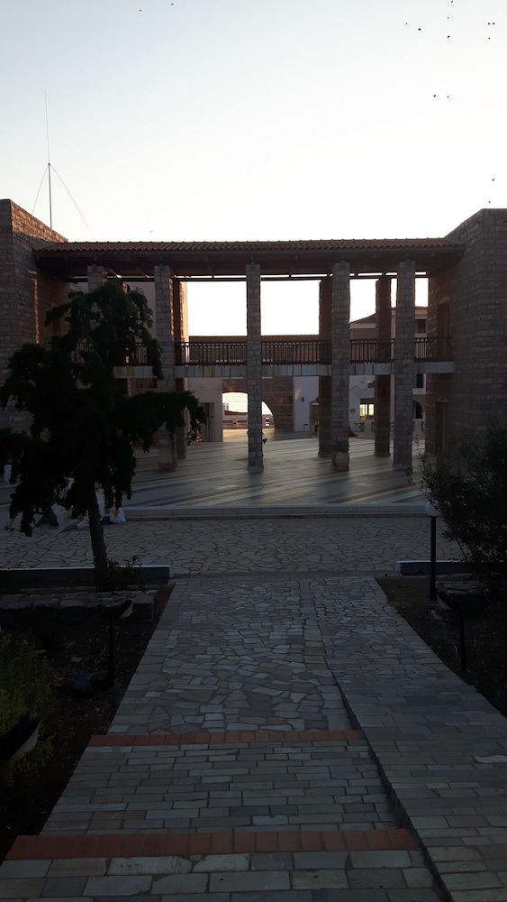 Dionysos Authentic Resort & Village