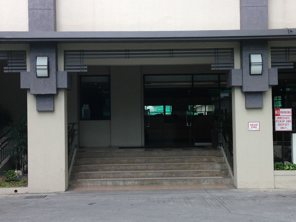 Two Bedroom Deluxe Condo Unit at Taguig Manila