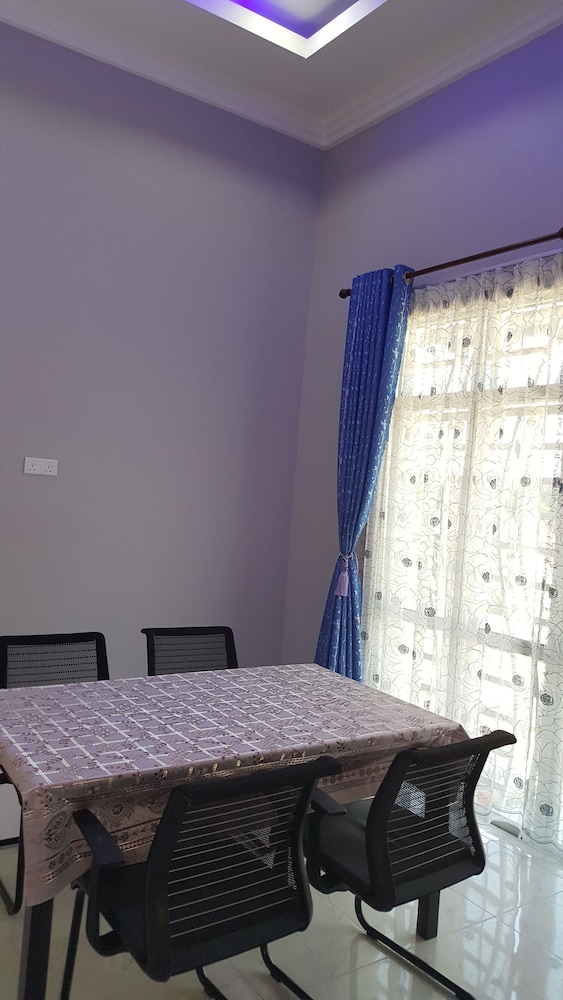 JF Wadi Sofea Homestay