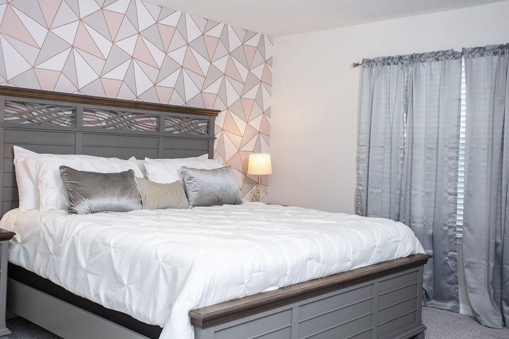Gorgeous 4Bd w/ Pool Close to Disney @ Solara 1551