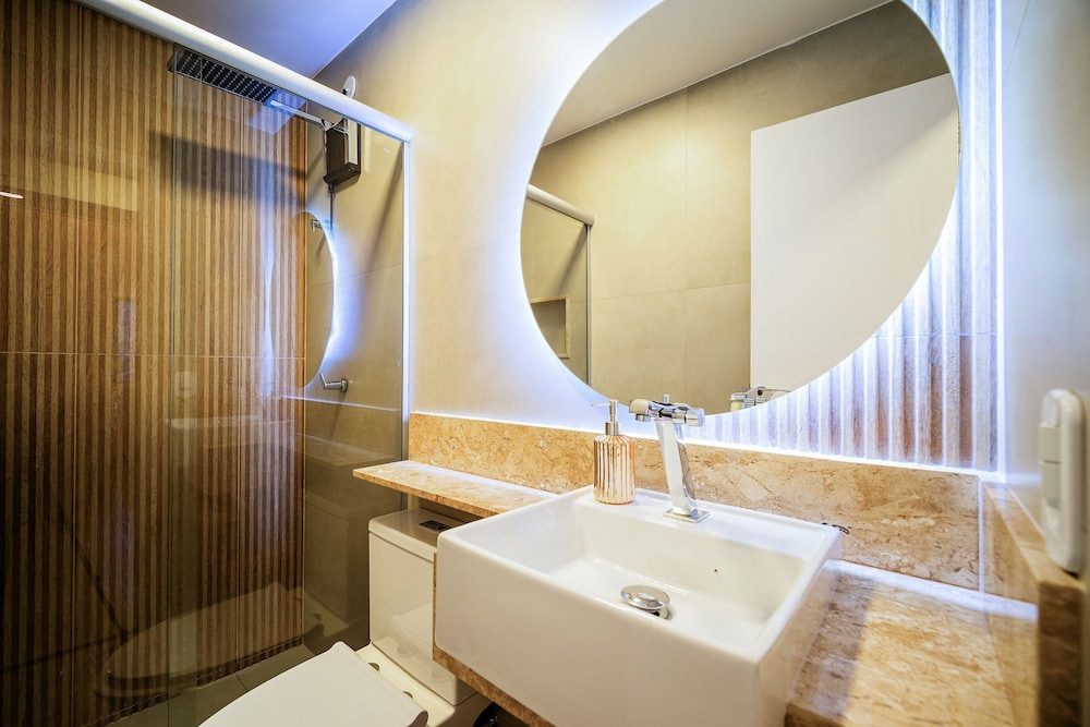Casa DelMare Cond. com saída na praia