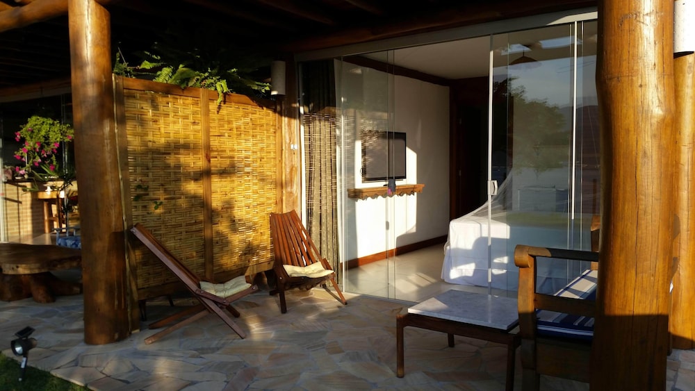 Gidu House