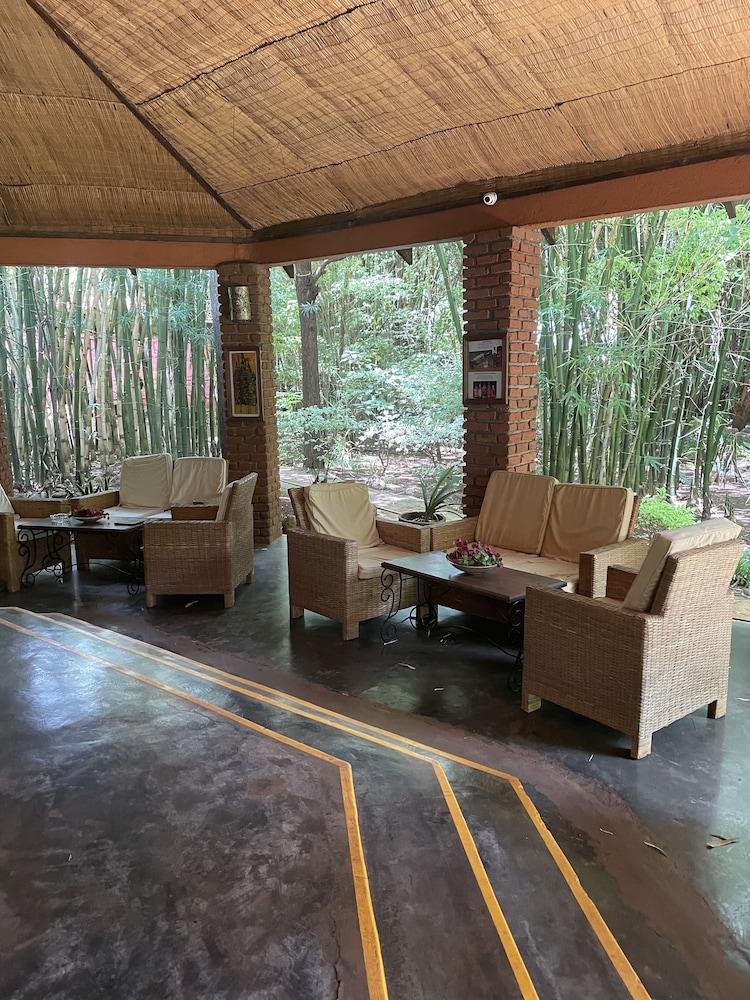 Octagon Lodge