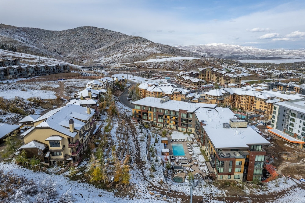 Ski-in out Dream Location With Unparalleled Access Views Amenities Pool Hot Tubs Fitness Center