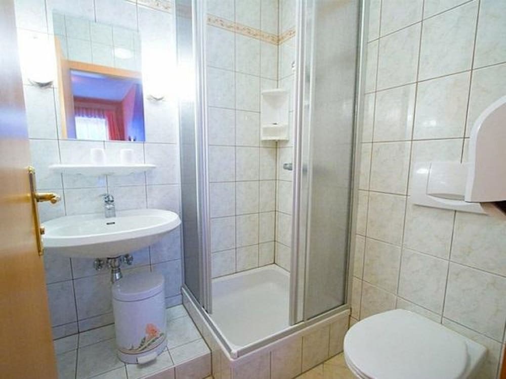Photo 32