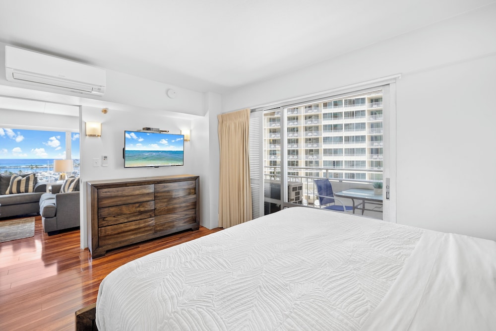 Ilikai Hotel 2Bedroom