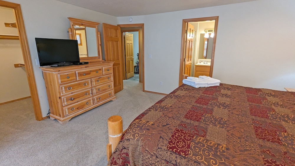 Mcnary 20 5 Bedroom Home
