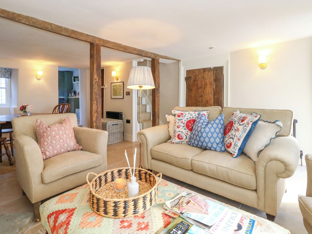 Holly Cottage