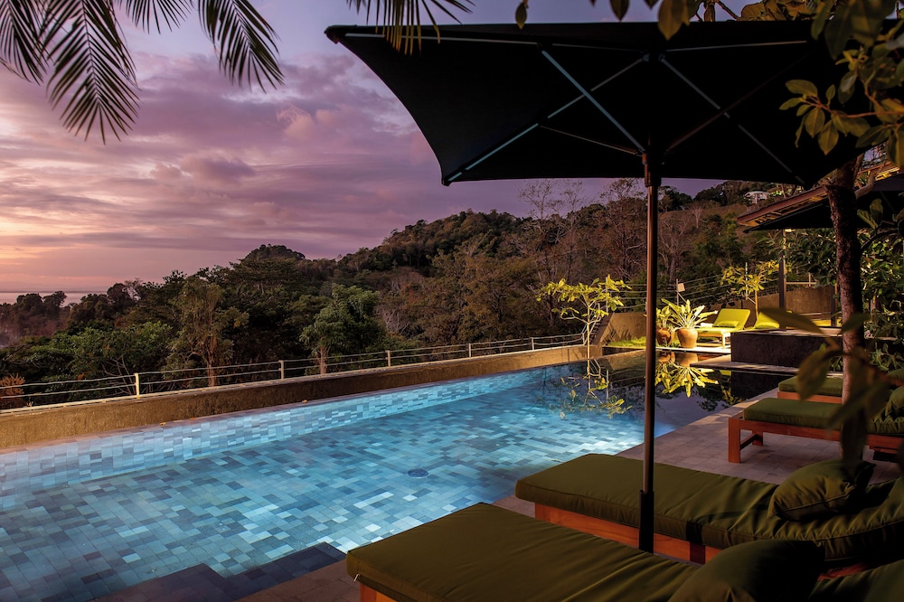 Sumba Lodge