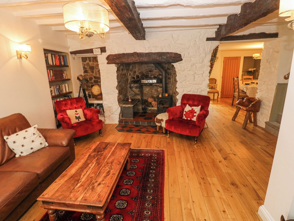 Inglenook Cottage