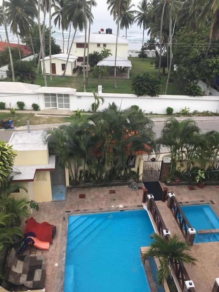 Oasis Apartments
