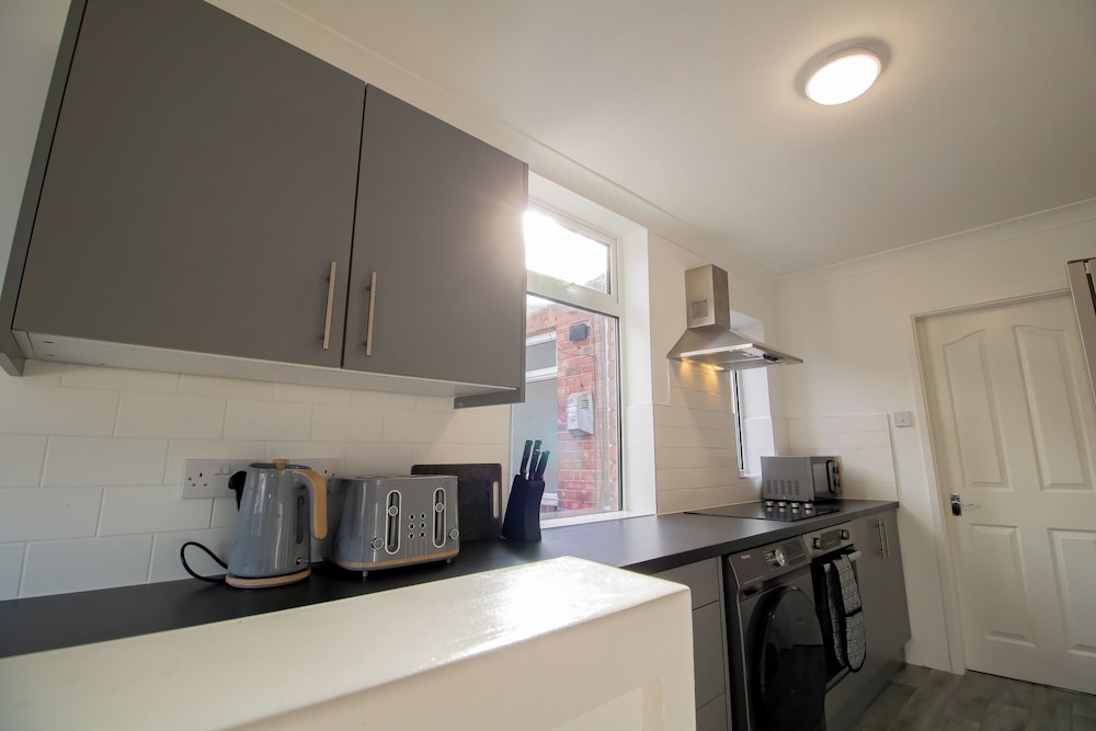 Kingley Court – Ideal for Contractors & Families – 10 mins to Newcastle City Centre