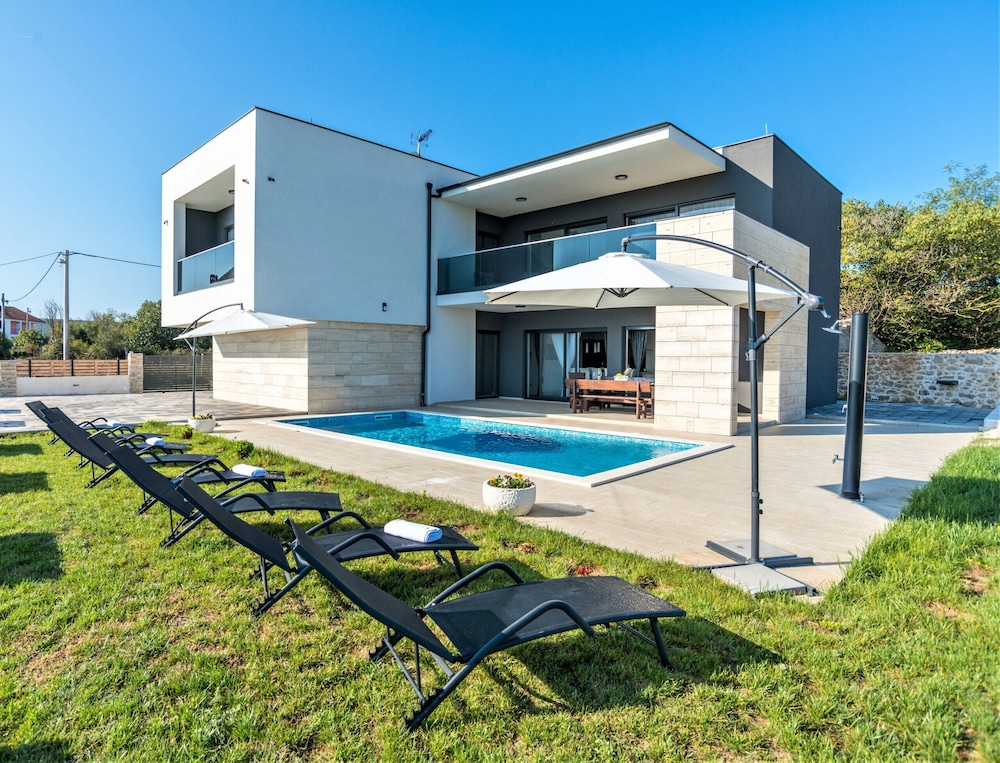 Villa F A Zadarvillas view 3