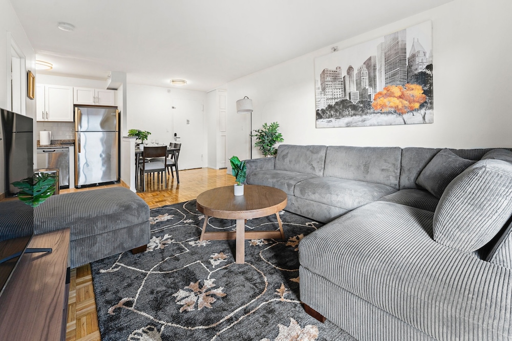 Furnished Apartment Near Longwood