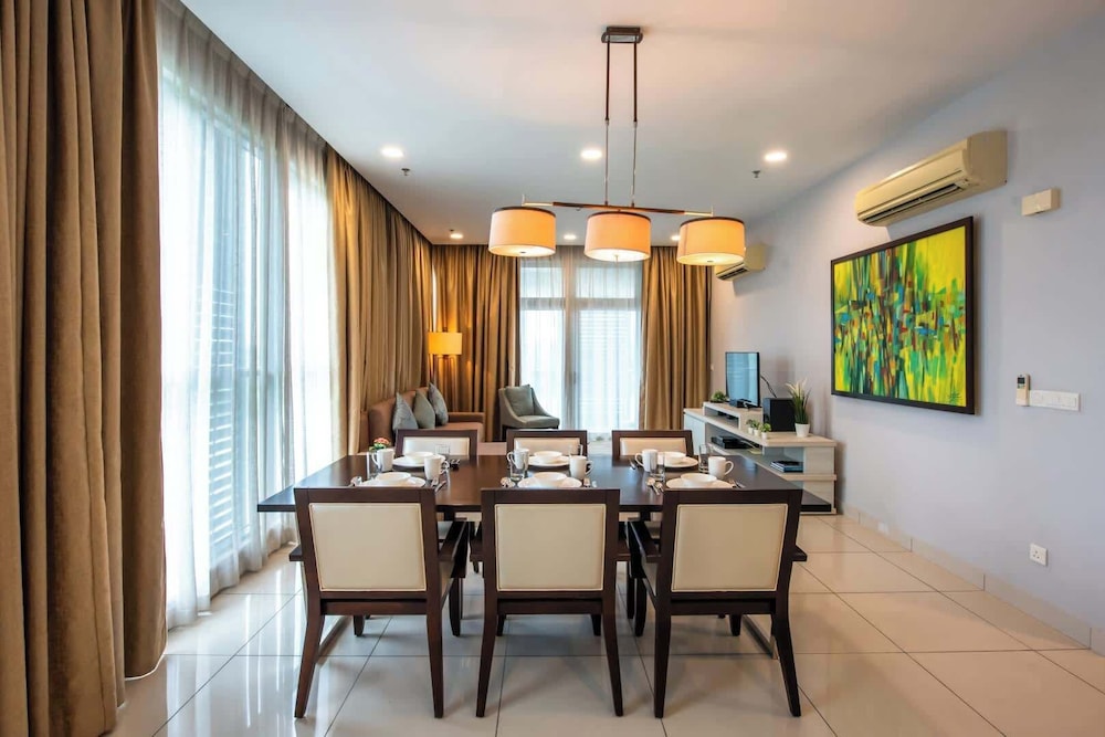 Cozy 3BR Somerset, Puteri Harbour, Legoland