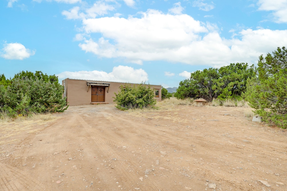 Historic Adobe Los Cerrillos Home w/ Mountain View view 2