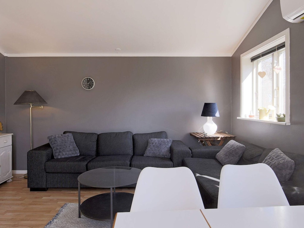 6 Person Holiday Home in Jaegerspris-by Traum