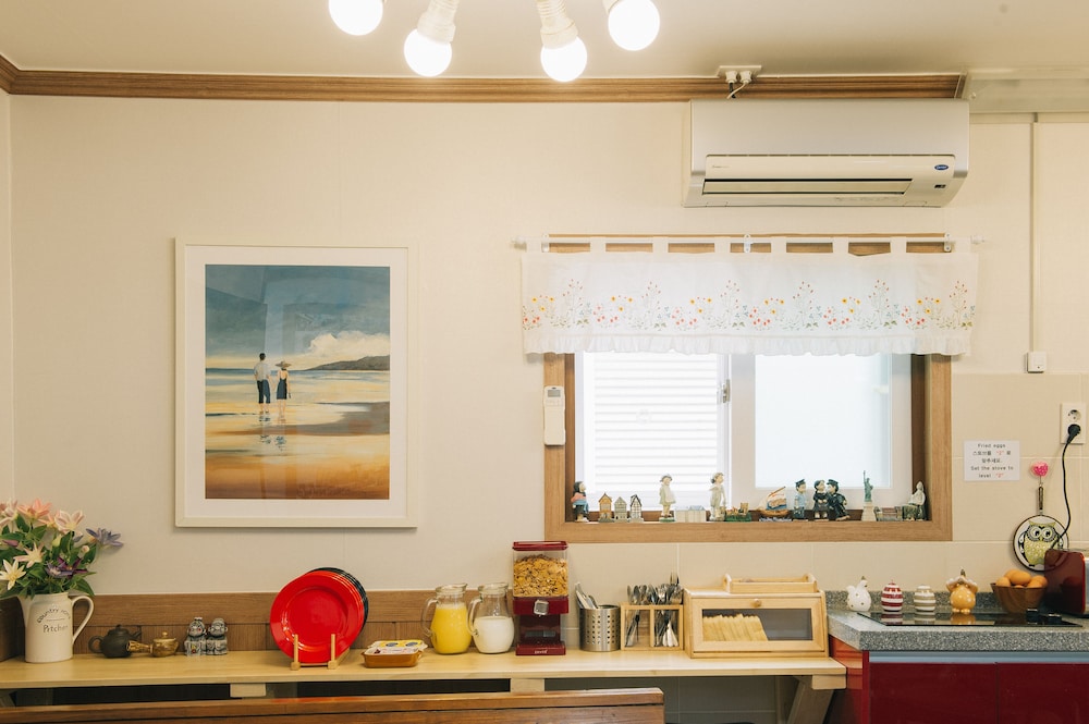 We Guest House - Hostel